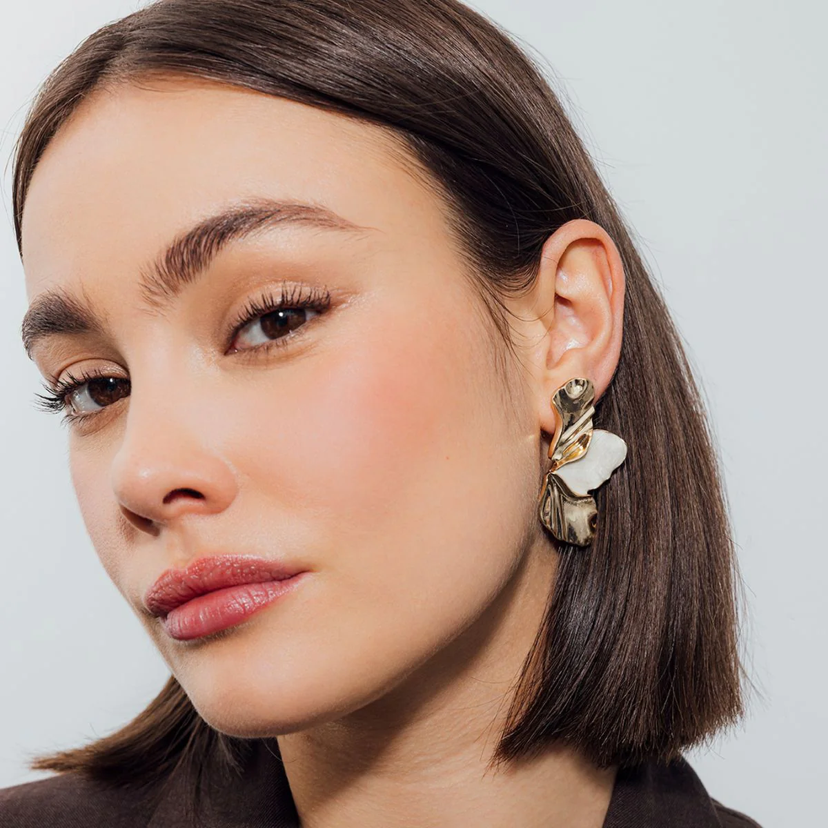 Boucles d'oreilles demi fleur - Image 2
