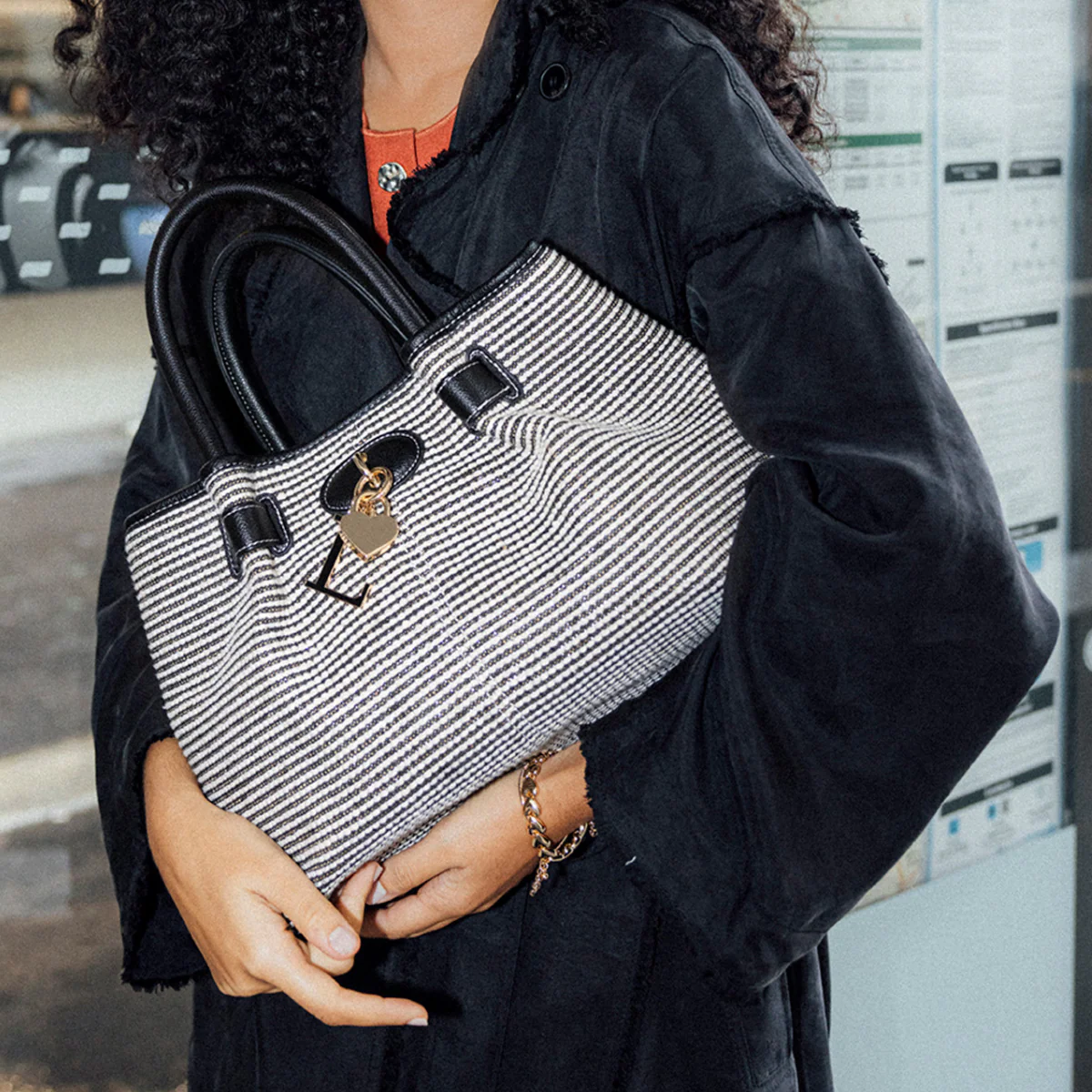 Grand sac shopper noir Petula - Image 2