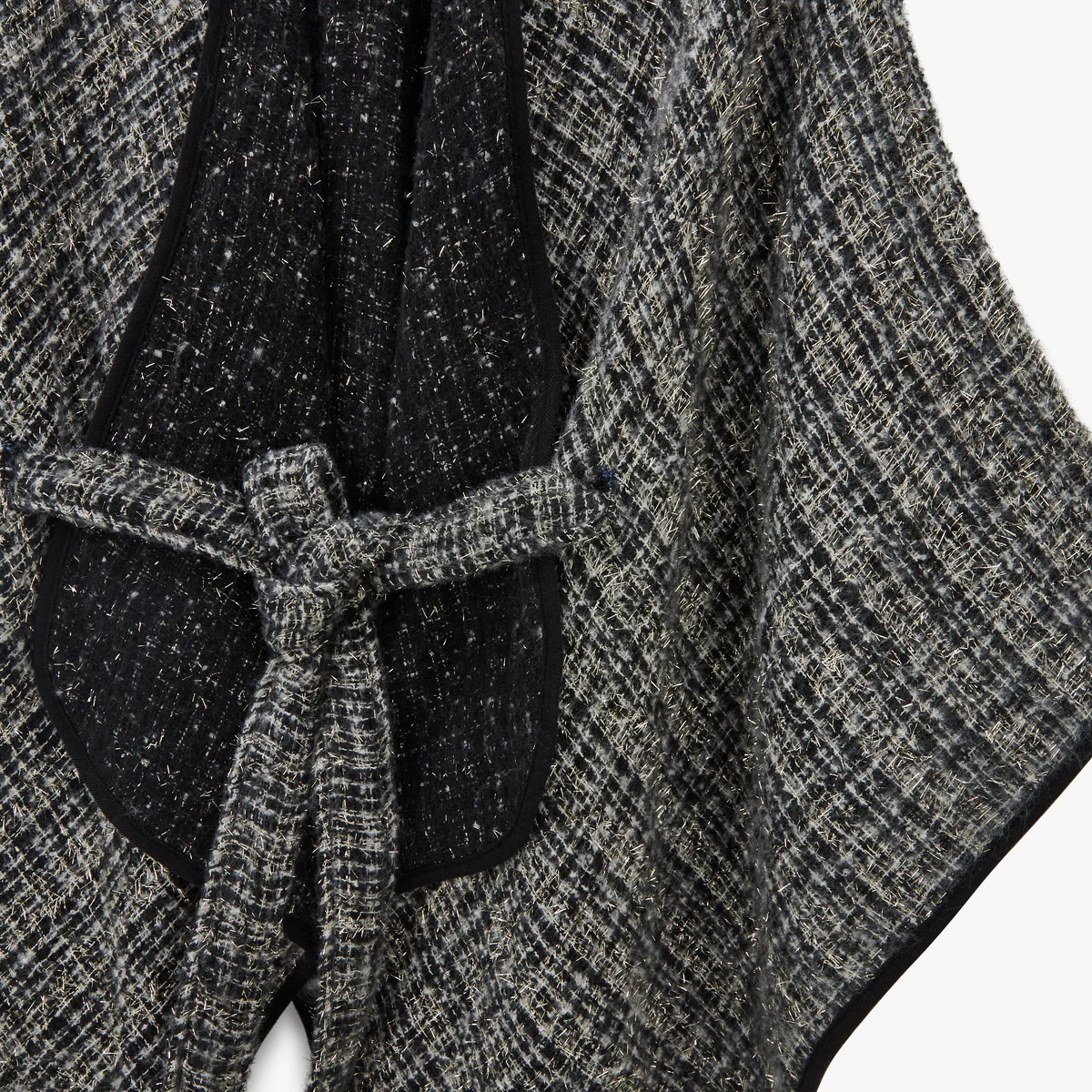 Poncho noir Onuita - Image 3