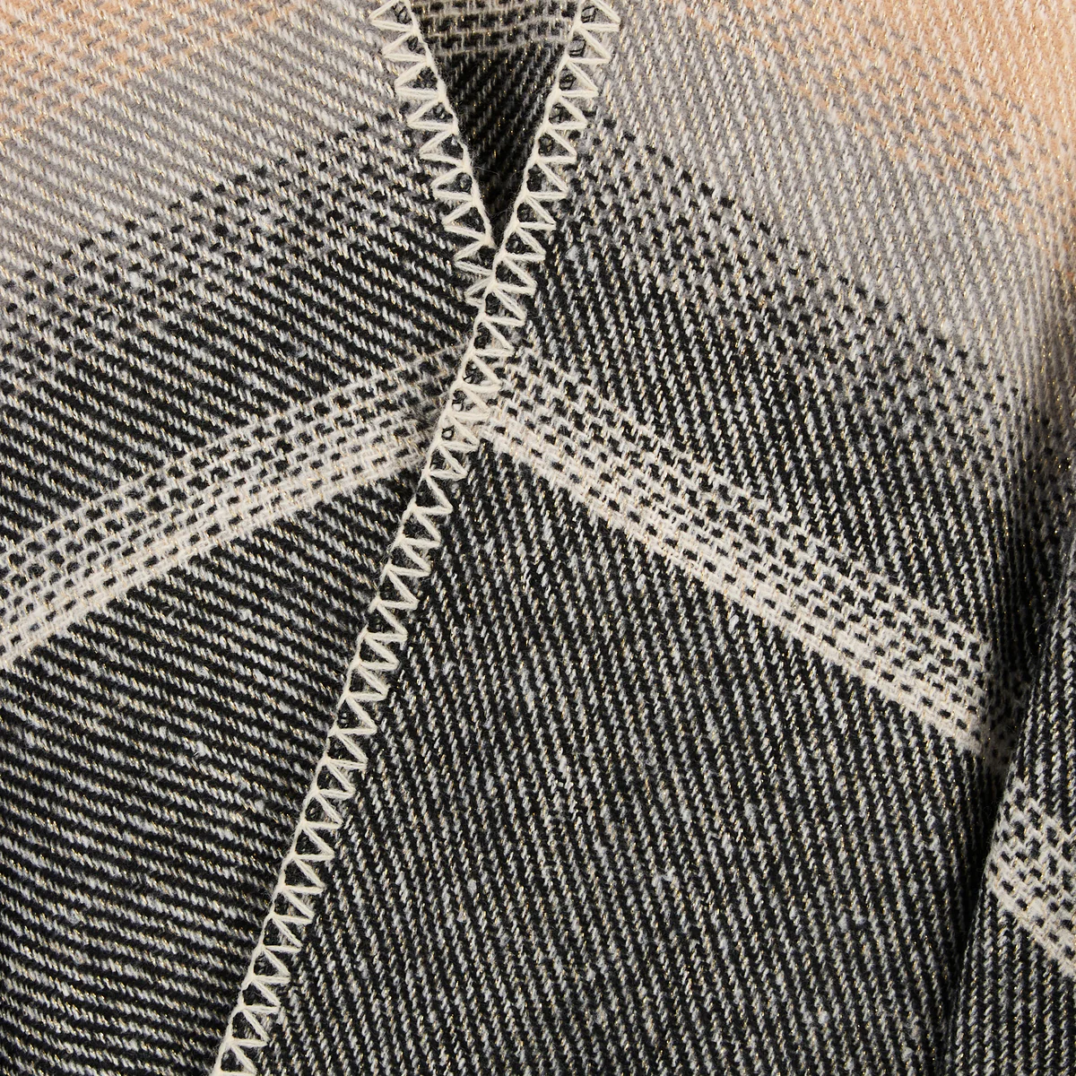 Poncho noir Reze - Image 2