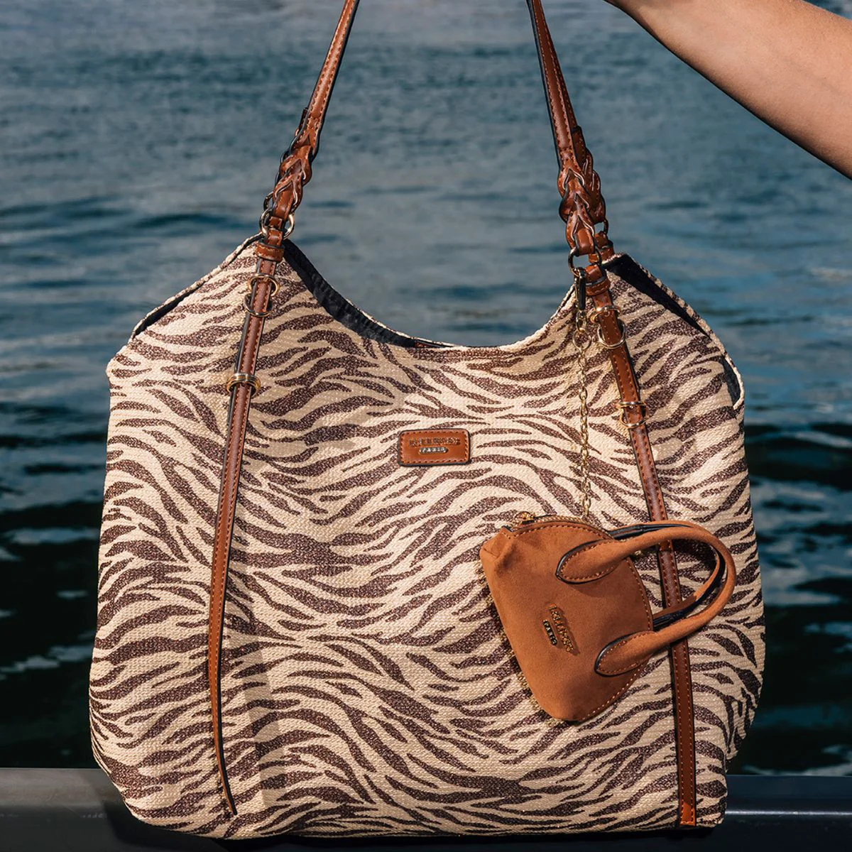 Porte-clés sac camel Sivena - Image 2