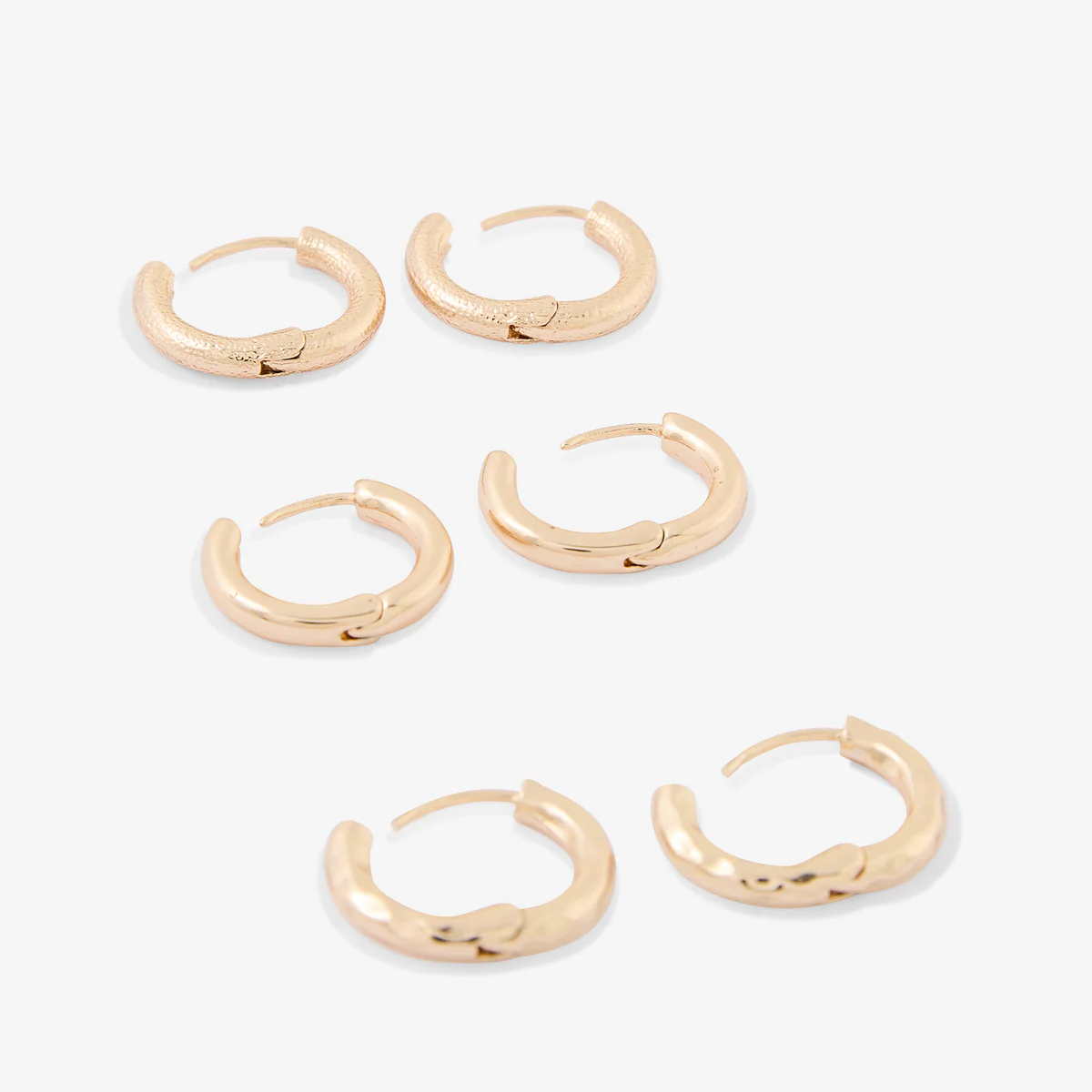 Set de 3 créoles lisses, sablées et martelées Léopard félin - Image 2